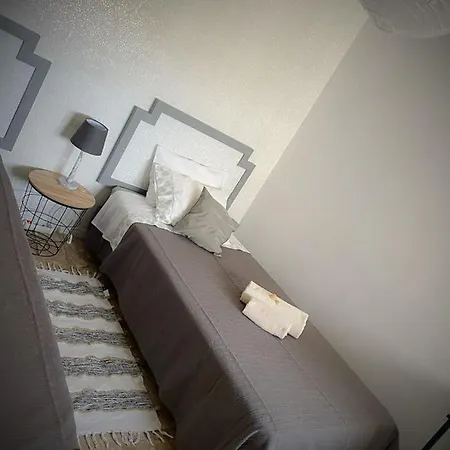 Francisco Vau Apartment *